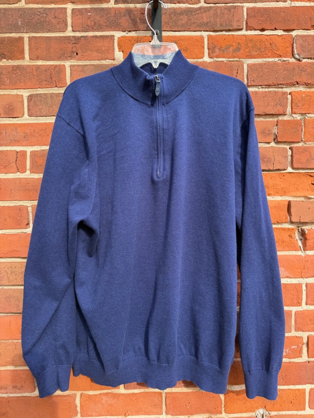 Vineyard Vines Men’s Navy Quarter-Zip Mock Neck Sweater Cashmere/Cotton Blend